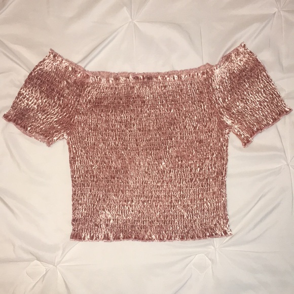 A’gaci Tops - A’gaci pink velvet crop top
